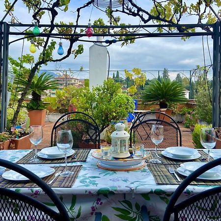 Il Giardino Sospeso Di Anna Apartment Florence Luaran gambar