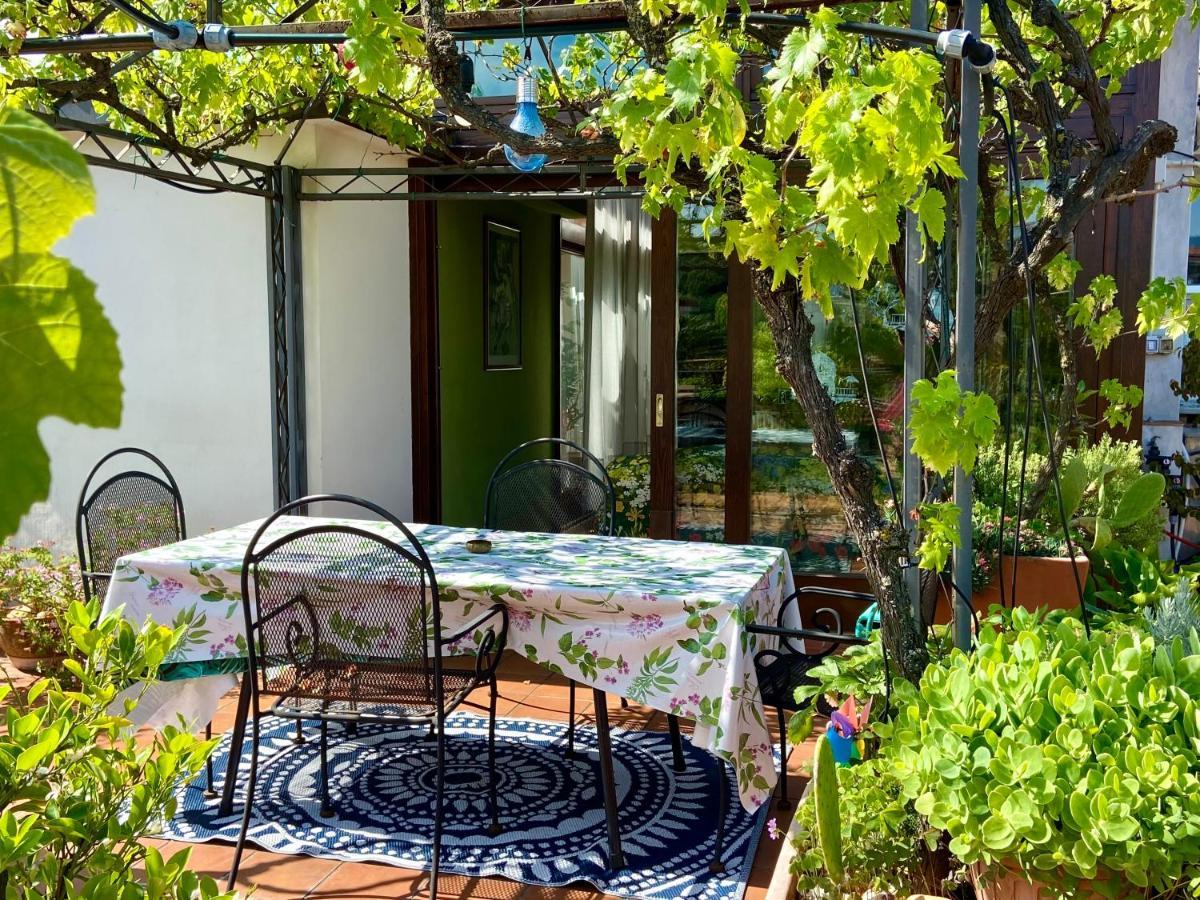 Il Giardino Sospeso Di Anna Apartment Florence Luaran gambar