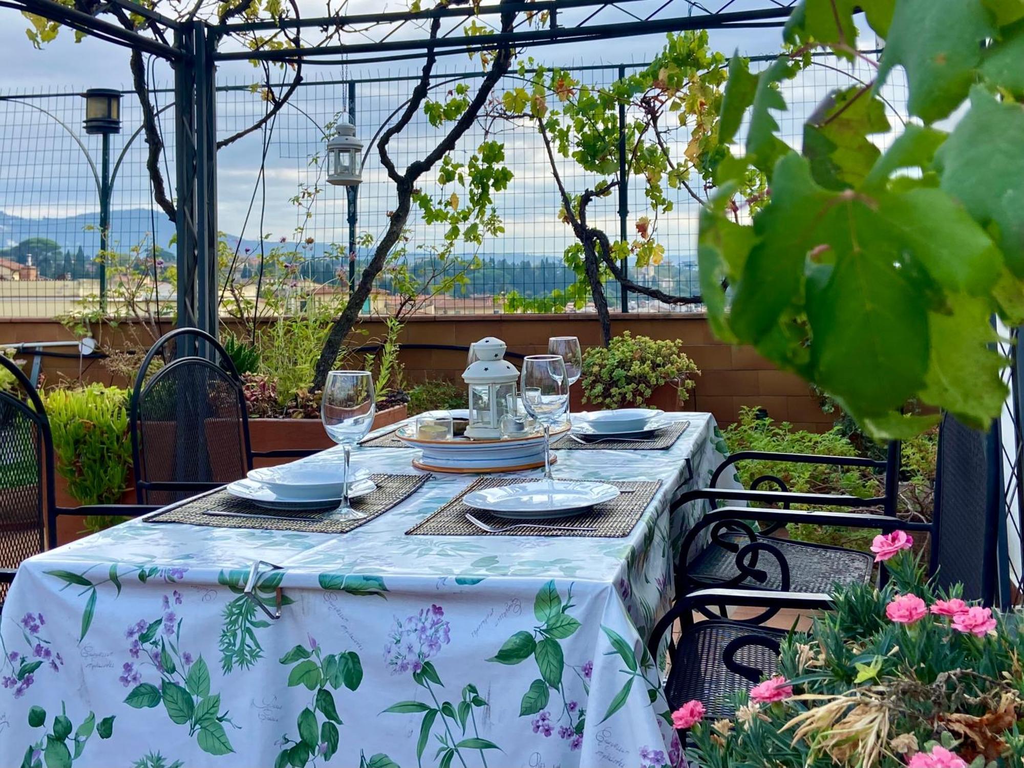 Il Giardino Sospeso Di Anna Apartment Florence Luaran gambar